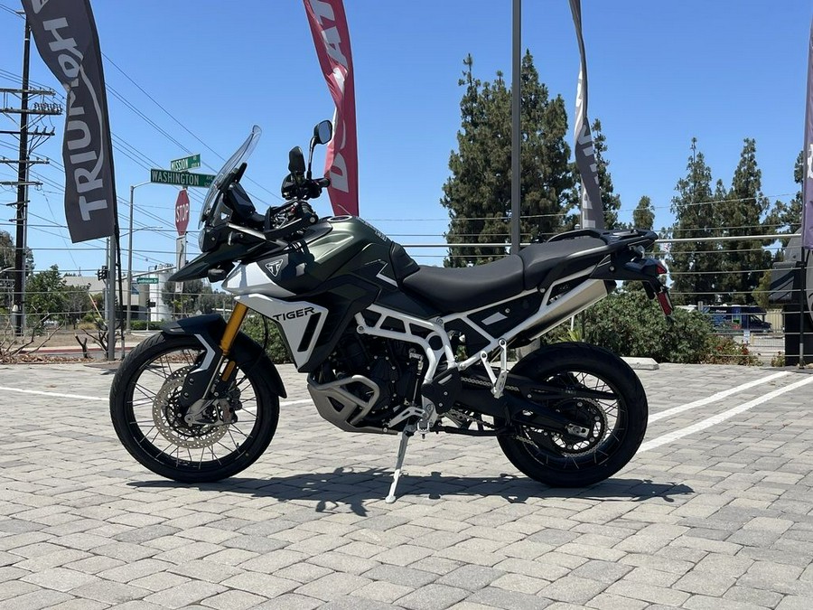 2024 Triumph Tiger 900 Rally Pro Matt Khaki Green / Matt Phantom Black