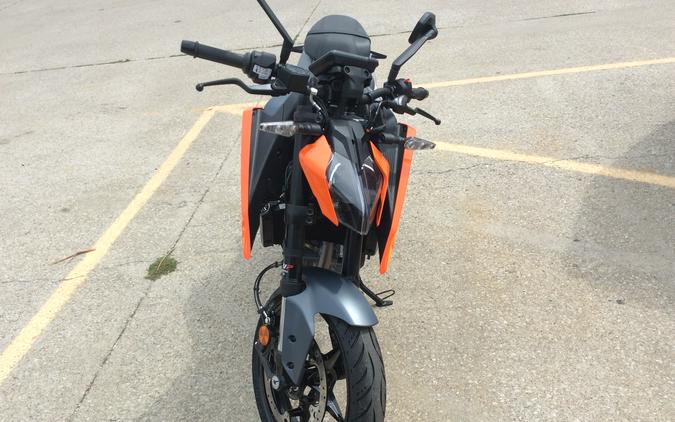 2024 KTM Duke 250