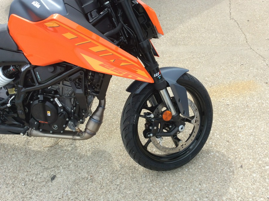 2024 KTM Duke 250