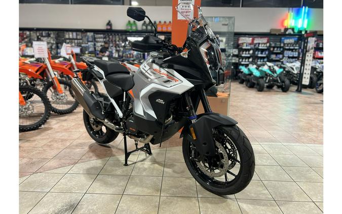 2024 KTM 1290 SUPER ADVENTURE S