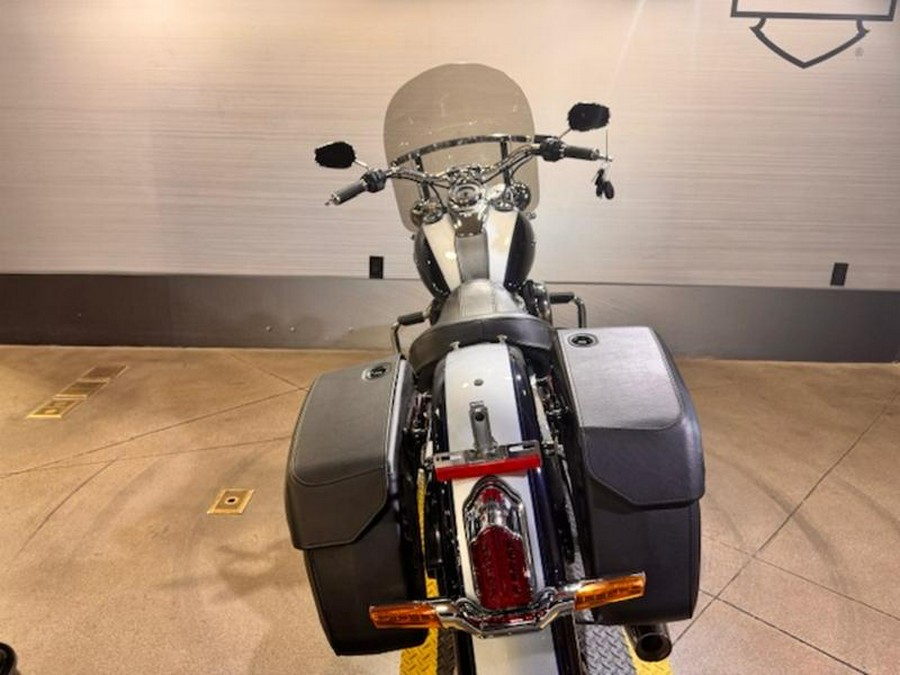 2019 Harley-Davidson® FLDE - Softail® Deluxe