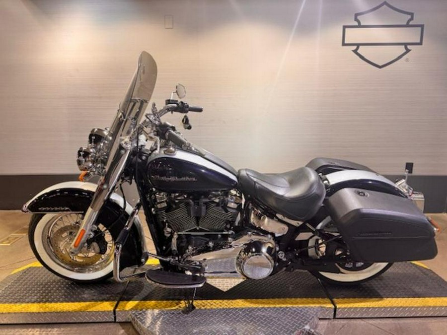2019 Harley-Davidson® FLDE - Softail® Deluxe