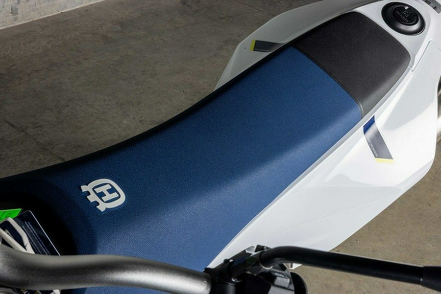 2027 Husqvarna Enduro 701