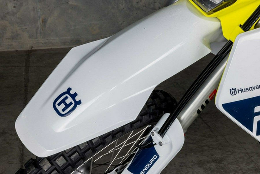 2027 Husqvarna Enduro 701