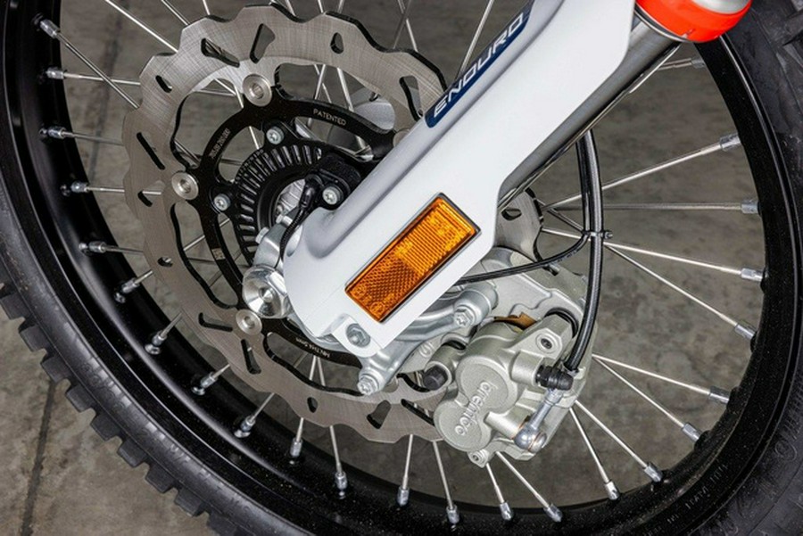 2027 Husqvarna Enduro 701