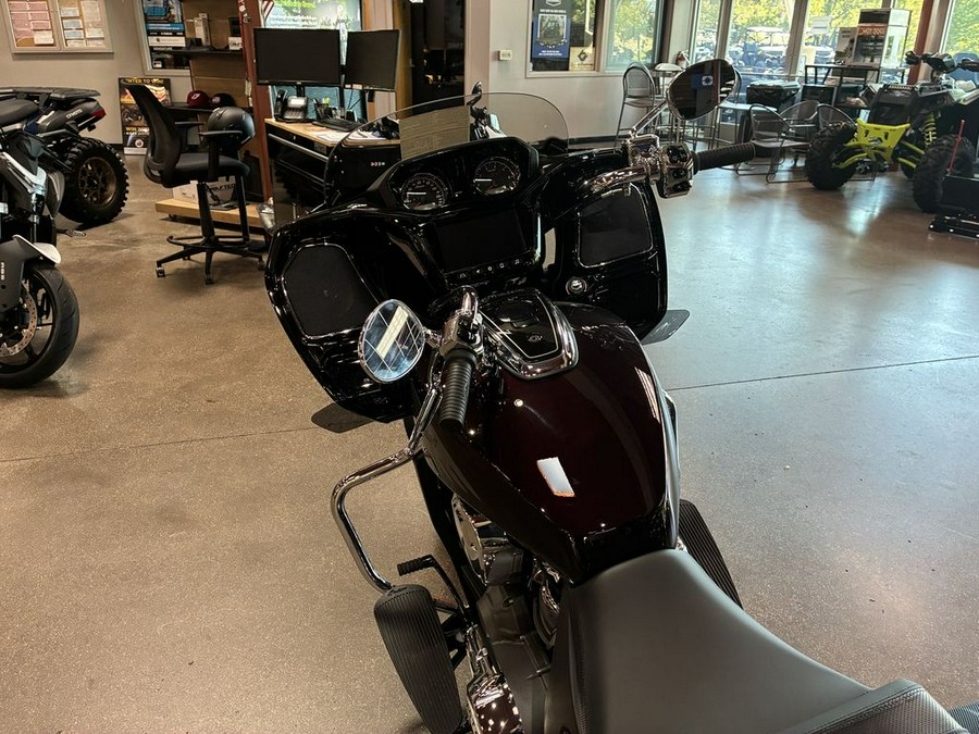 2026 Indian Motorcycle® Challenger® Limited 112 w/PowerBand Audio Crimson