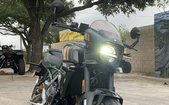2026 Suzuki GSX 8TT
