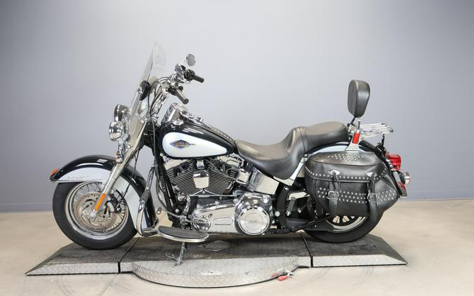 2013 Harley-Davidson Heritage Softail Classic FLSTC