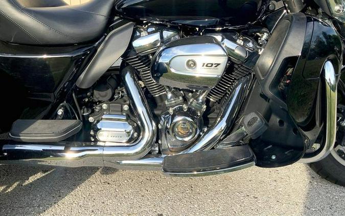 2018 Harley-Davidson® FLHTCUTG - Tri Glide® Ultra