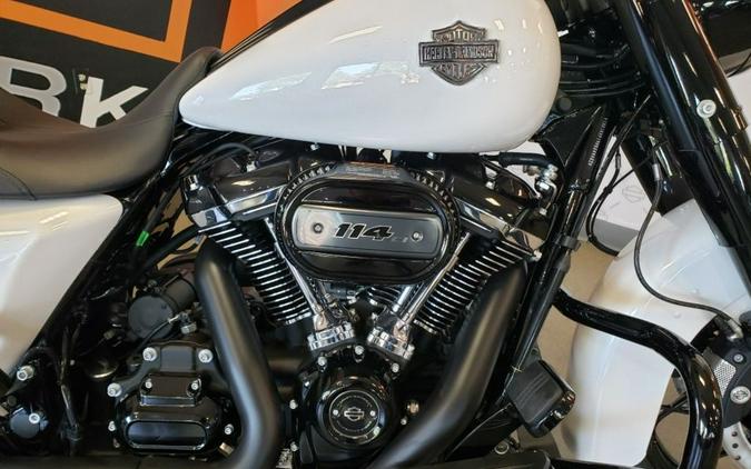 2024 Harley-Davidson® FLHRXS - Road King® Special