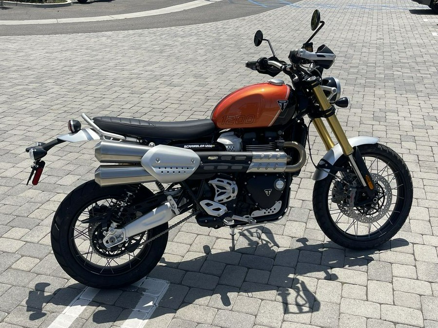 2024 Triumph Scrambler 1200 XE Baja Orange / Phantom Black