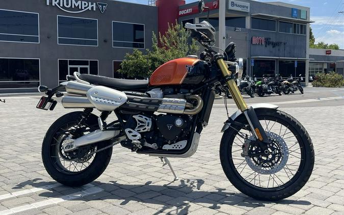 2024 Triumph Scrambler 1200 XE Baja Orange / Phantom Black