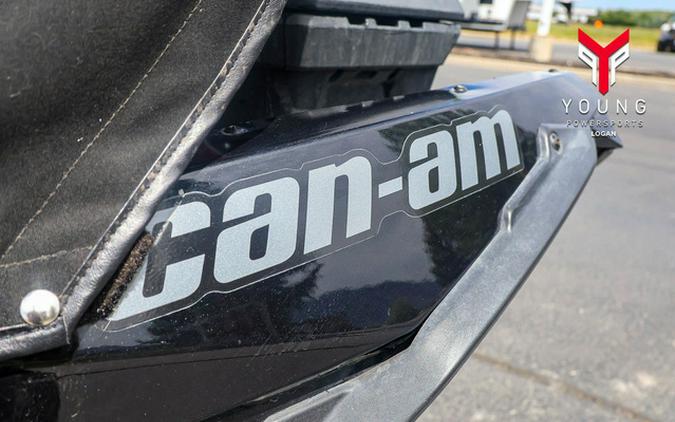 2017 Can-Am Maverick TURBO 1000R Turbo Triple Black