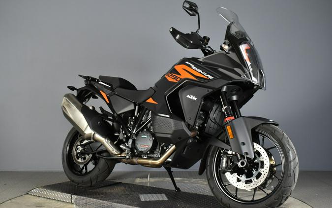 2022 KTM 1290 Super Adventure R