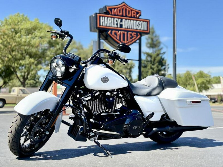 2024 Harley-Davidson® FLHRXS - Road King® Special