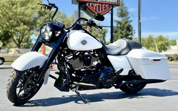 2024 Harley-Davidson® FLHRXS - Road King® Special