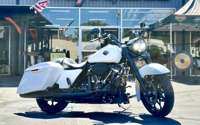 2024 Harley-Davidson® FLHRXS - Road King® Special