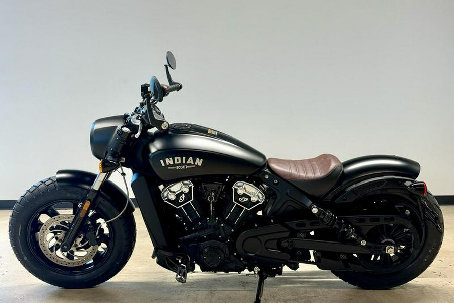 2019 Indian Motorcycle® Scout® Bobber Thunder Black Smoke