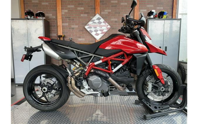 2025 Ducati Hypermotard 950