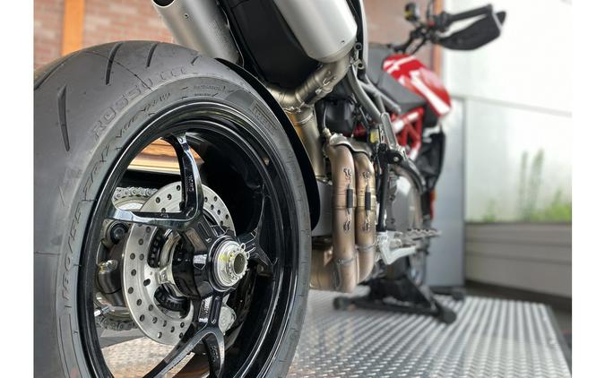 2025 Ducati Hypermotard 950