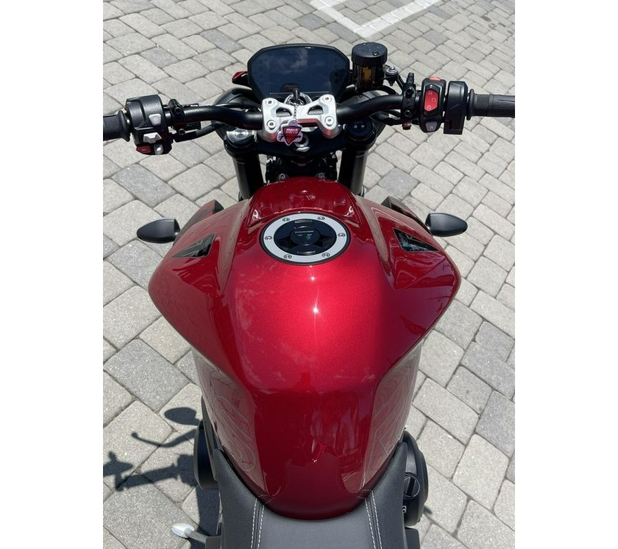 2024 Triumph Street Triple 765 RS Carnival Red