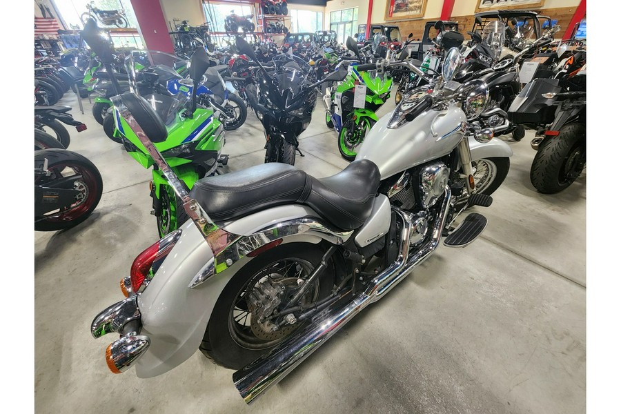 2006 Kawasaki VULCAN 900 CLASSIC