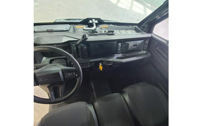 2026 Can-Am DFNDR MAX Limited CAB HD11