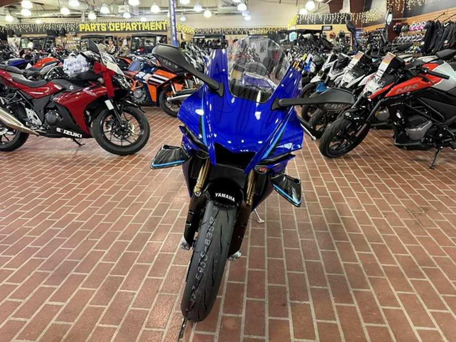 2026 YAMAHA YZF-R1