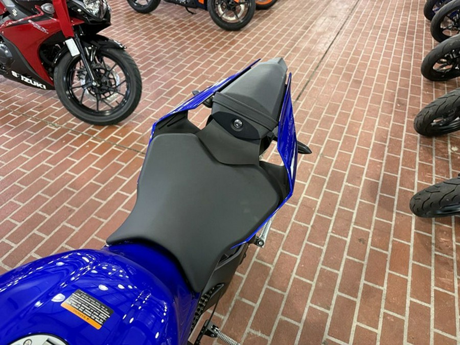 2026 YAMAHA YZF-R1