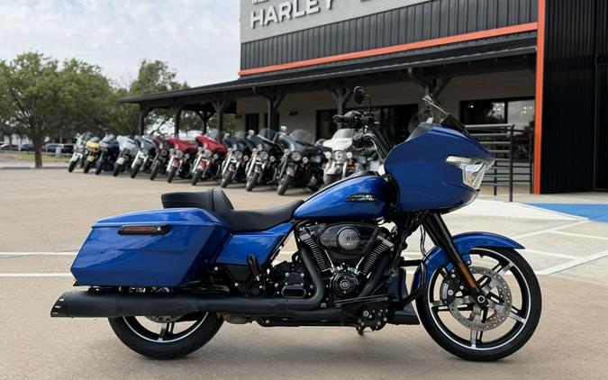 2024 Harley-Davidson® Road Glide® Blue Burst - Black Finish