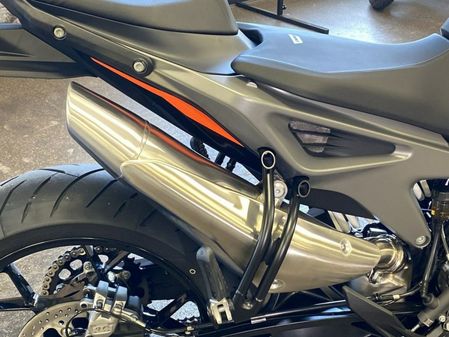 2024 KTM Duke 790