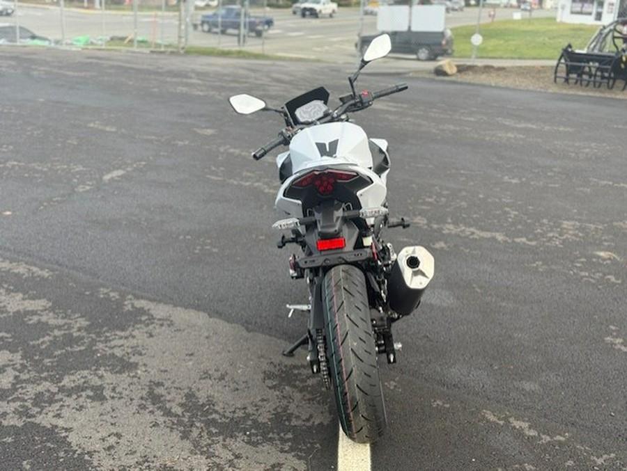 2026 Kawasaki Z500 SE ABS