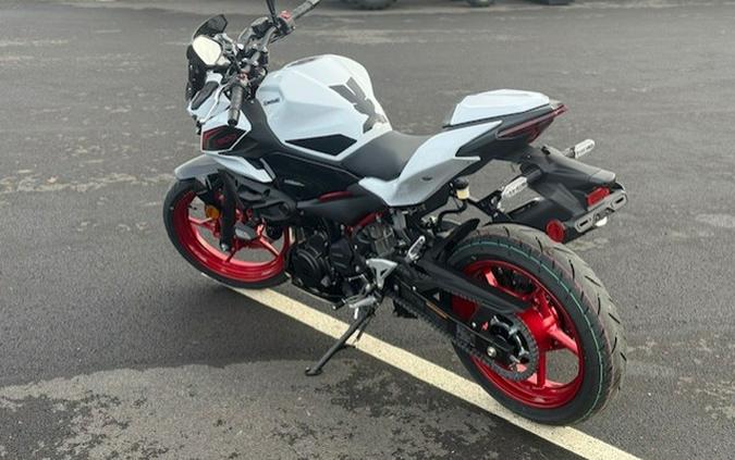 2026 Kawasaki Z500 SE ABS
