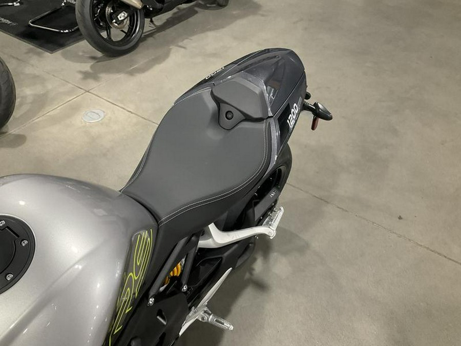 2025 Triumph Speed Triple 1200 RS Jet Black