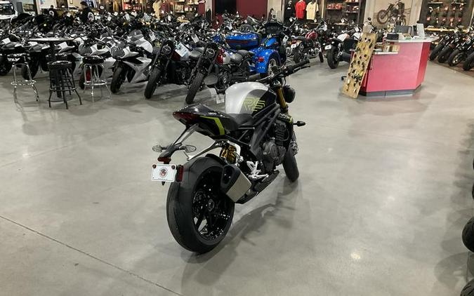 2025 Triumph Speed Triple 1200 RS Jet Black