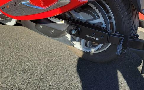 2012 Can-Am Spyder RT Audio & Convenience SE5