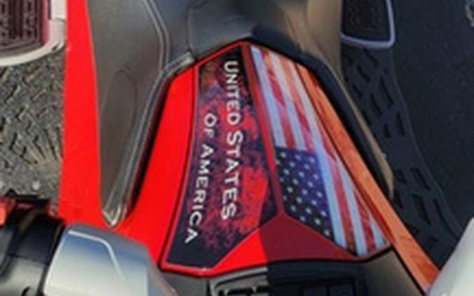 2012 Can-Am Spyder RT Audio & Convenience SE5