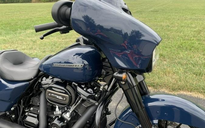 2019 Harley-Davidson® FLHXS - Street Glide® Special