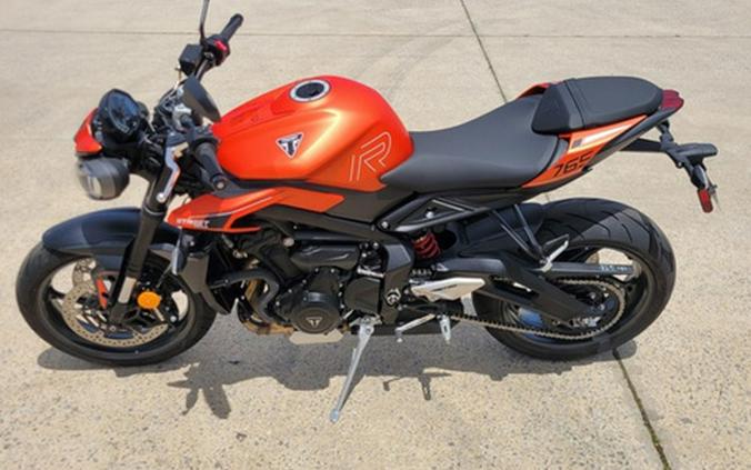 2025 Triumph Street Triple 765 R Matte Baja Orange