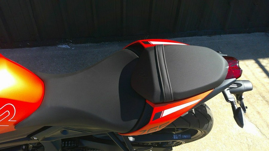 2025 Triumph Street Triple 765 R Matte Baja Orange