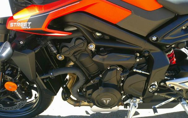2025 Triumph Street Triple 765 R Matte Baja Orange