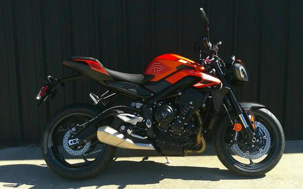 2025 Triumph Street Triple 765 R Matte Baja Orange