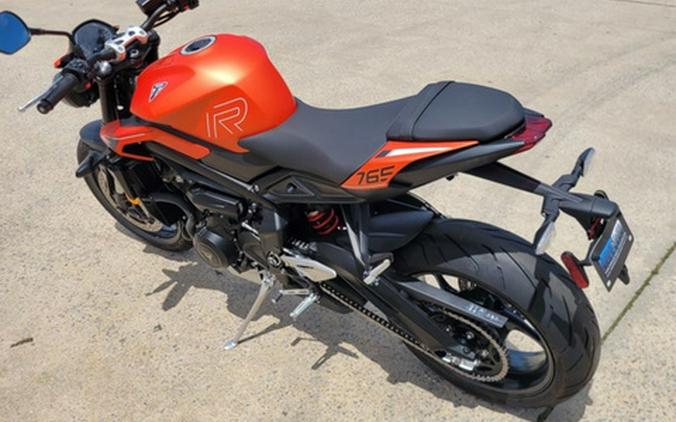 2025 Triumph Street Triple 765 R Matte Baja Orange