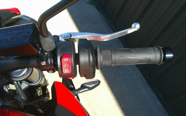 2025 Triumph Street Triple 765 R Matte Baja Orange