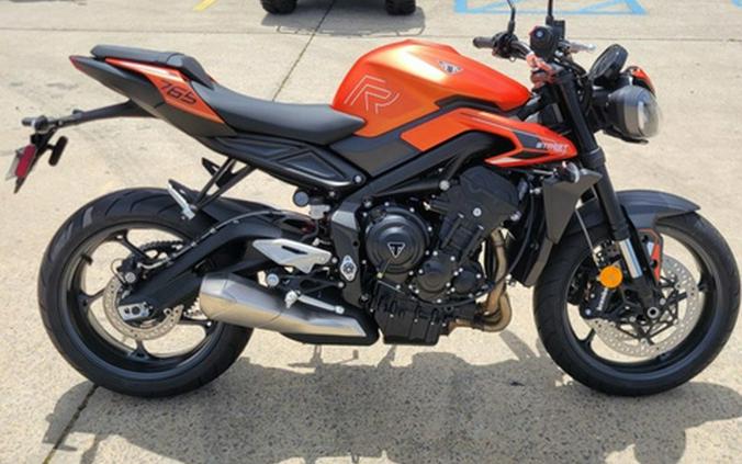 2025 Triumph Street Triple 765 R Matte Baja Orange