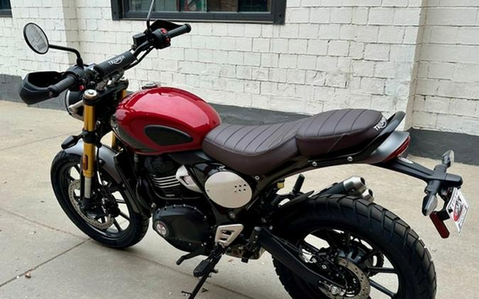 2025 Triumph Scrambler 400 X Carnival Red Phantom Black
