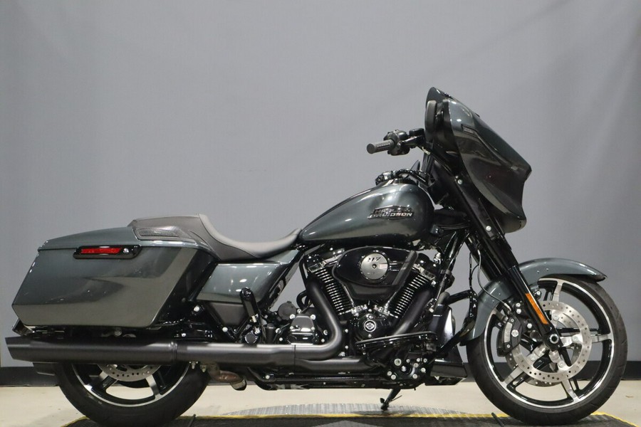 2025 Harley-Davidson Street Glide FLHX