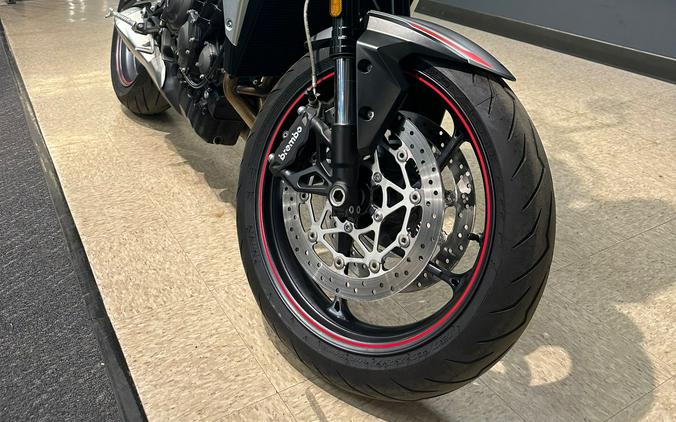 2022 Triumph Street Triple R