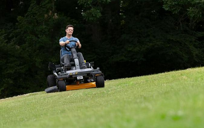 2025 Cub Cadet ZTS1 42IP - 108509