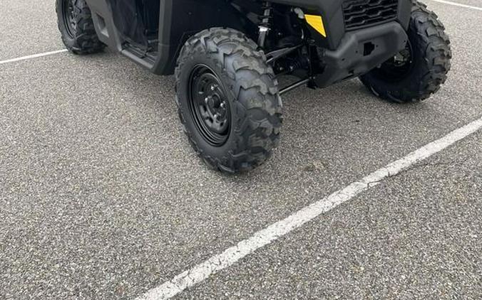 2026 Can-Am® Defender HD7